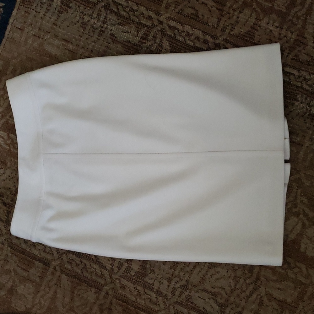 Carolina Herrera, Winter White, Short Knit Pencil Skirt, Size 4